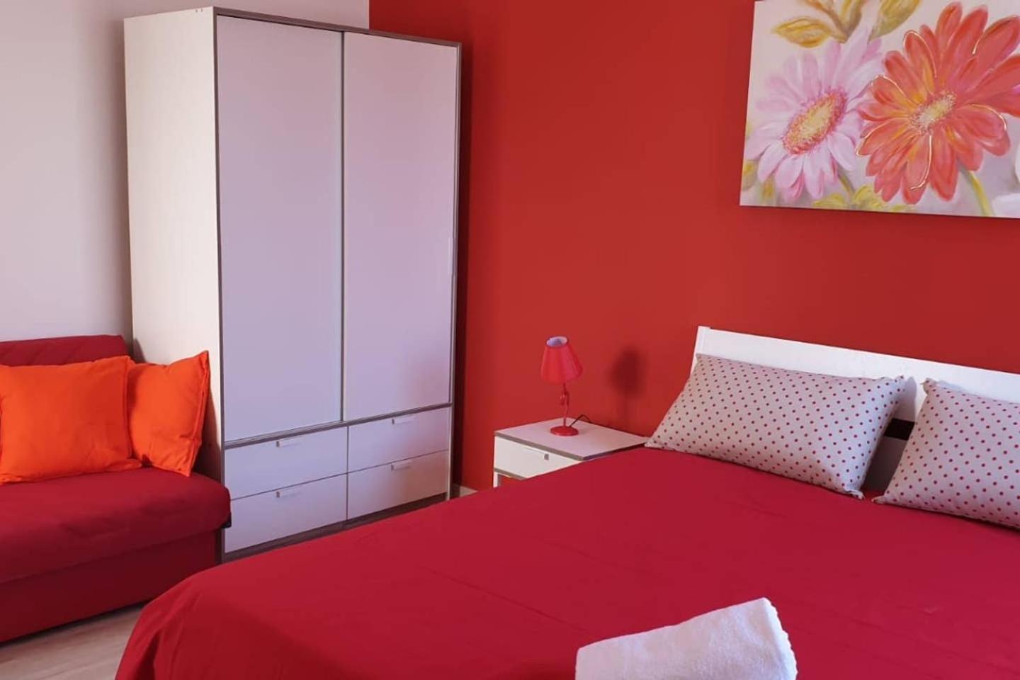 Alemar Apartment *